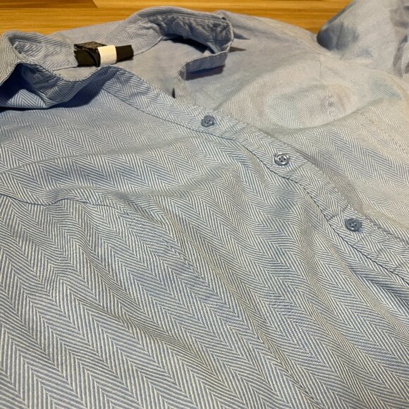 Lane Bryant tailored button-up shirt - Picture 4 of 6